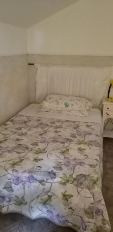 ポメツィア La Finestra Sul Cortile Bed & Breakfast エクステリア 写真
