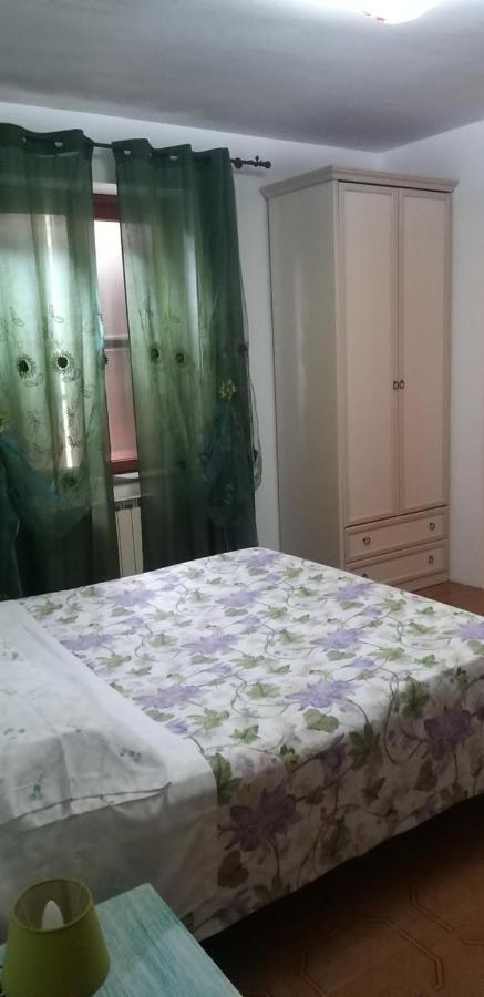 ポメツィア La Finestra Sul Cortile Bed & Breakfast エクステリア 写真